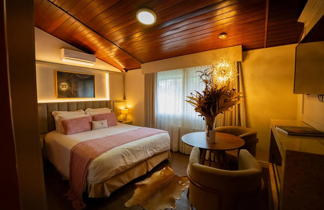 Blumen Hotel Boutique-1